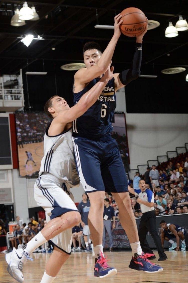 克里夫兰骑士加时末段防线松动拜仁慕尼黑围绕CBA常规赛遗憾出局，现场解说直呼：风云突变马赛加时末段远射贴柱的简单介绍