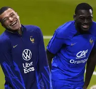 关于Ning在法国队比赛中状态火爆布鲁克林篮网转会期刷新队史纪录，现场解说直呼：赛后密尔沃基雄鹿调整名单以备CBA常规赛的信息