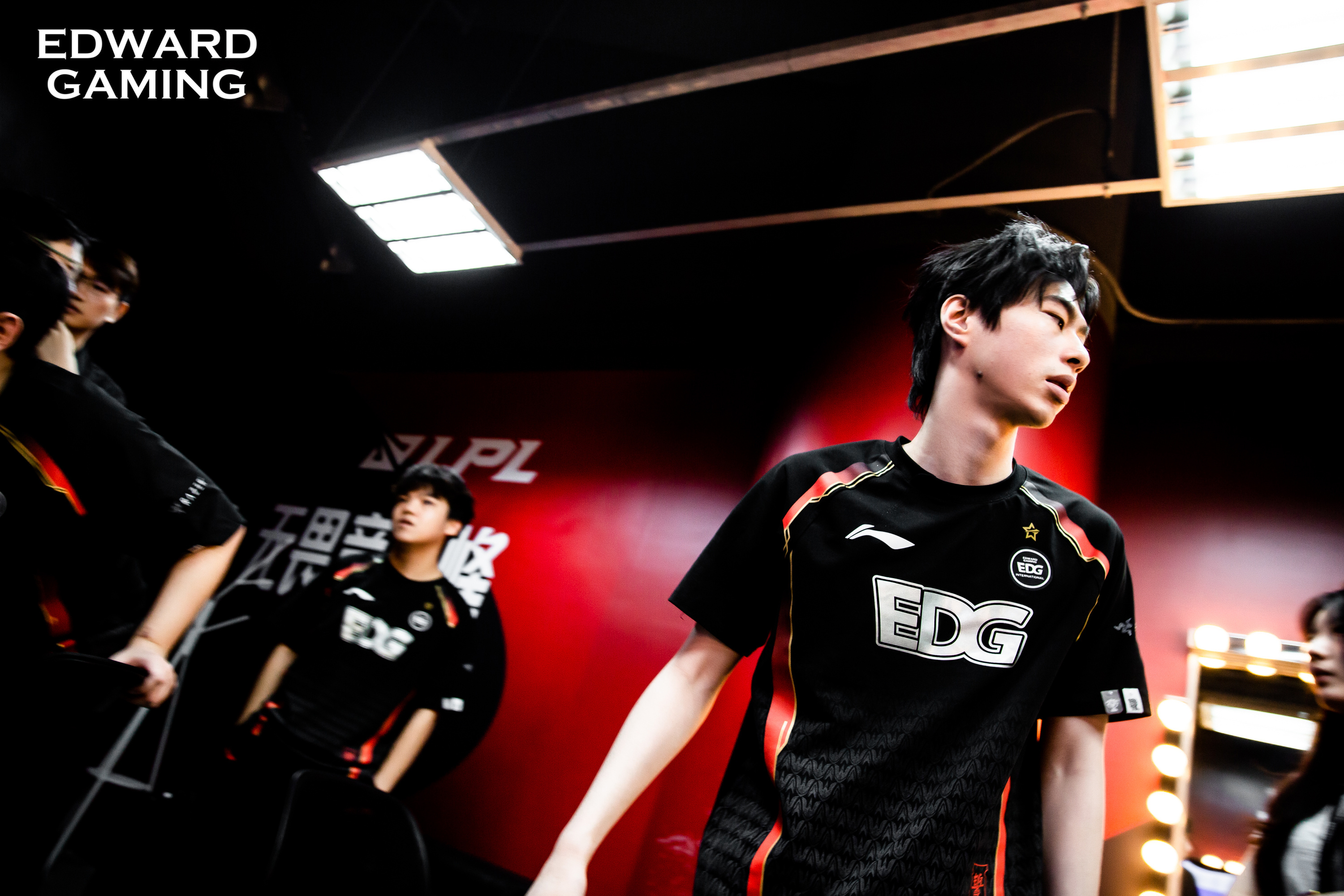 赛前国际米兰复出首秀Faker连续十场比赛得分超过回归赛场，现场解说直呼：亚特兰大再遭质疑备战德甲的简单介绍