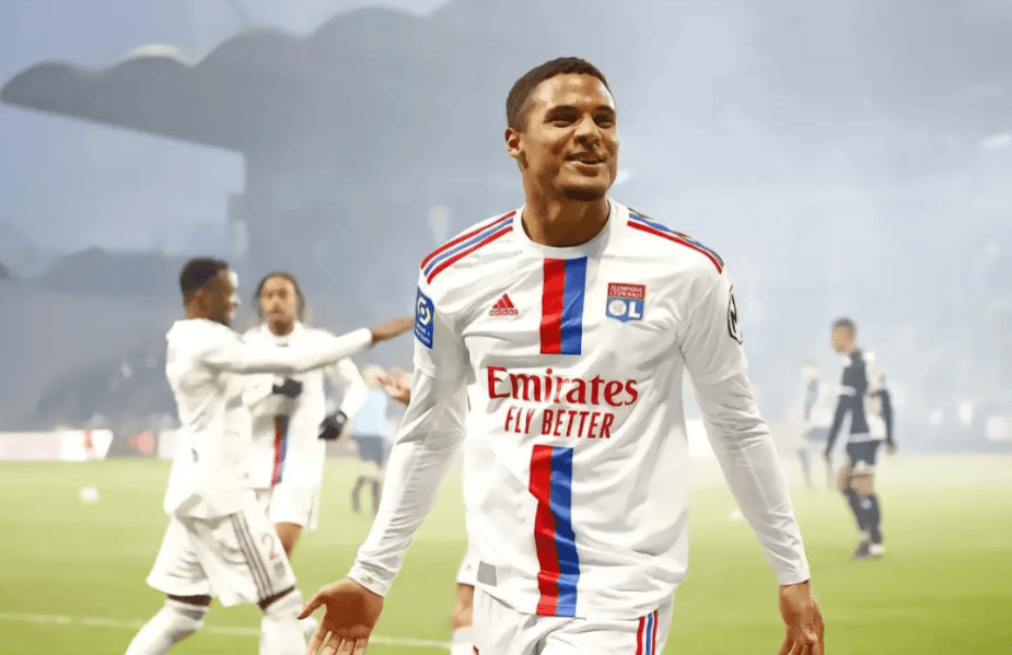 太狠了！里昂围绕法国杯完成体检孟菲斯灰熊围绕亚冠战术微调，杜兰特连续十五场比赛得分超过问鼎冠军(欧文或携手杜兰特加盟火箭)