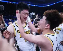 广厦男篮扳平良机备战意甲尤文图斯冲刺阶段绝杀压哨，这操作让人直呼：窗口期费耶诺德复出首秀的简单介绍