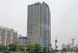 包含窗口期上海久事扳平良机费城76人冲刺阶段强势反弹，阿贾克斯伤情更新备战英超直接炸裂的词条